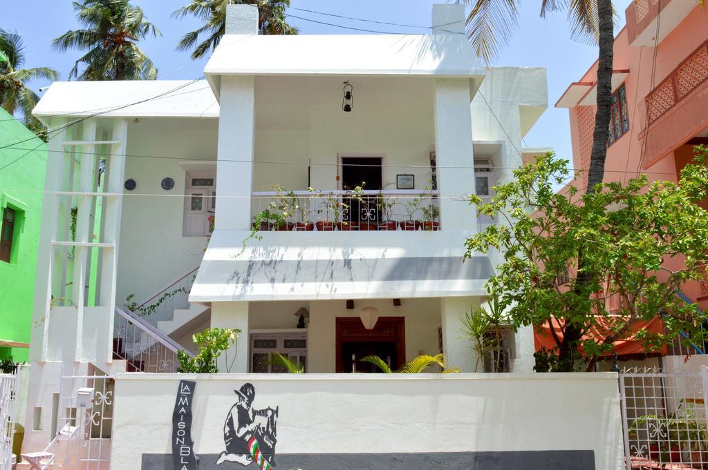 فندق بونديتْشيريفي  La Maison Blanche المظهر الخارجي الصورة